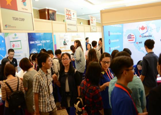 International-Education-Fair-Vietnam-31_1.jpg