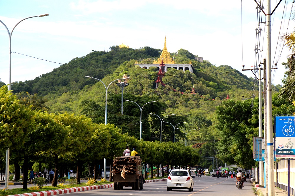 Mandalay_Taung.jpg