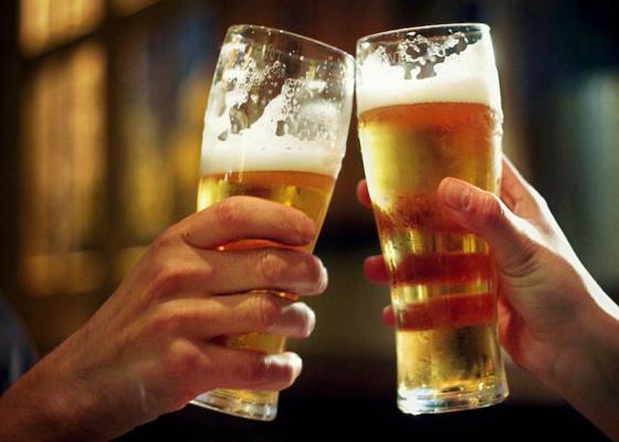 Two-pints-beer-main-e1535168330243_1.jpg