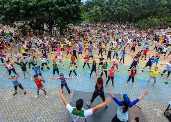 zumba-24d5d8f09eff79fa79ac44fc858eac32_600x400_1.jpg